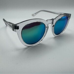 DIFF Eyewear “Wild + Free” Clear Acetate Round Mirrored Sunglasses
